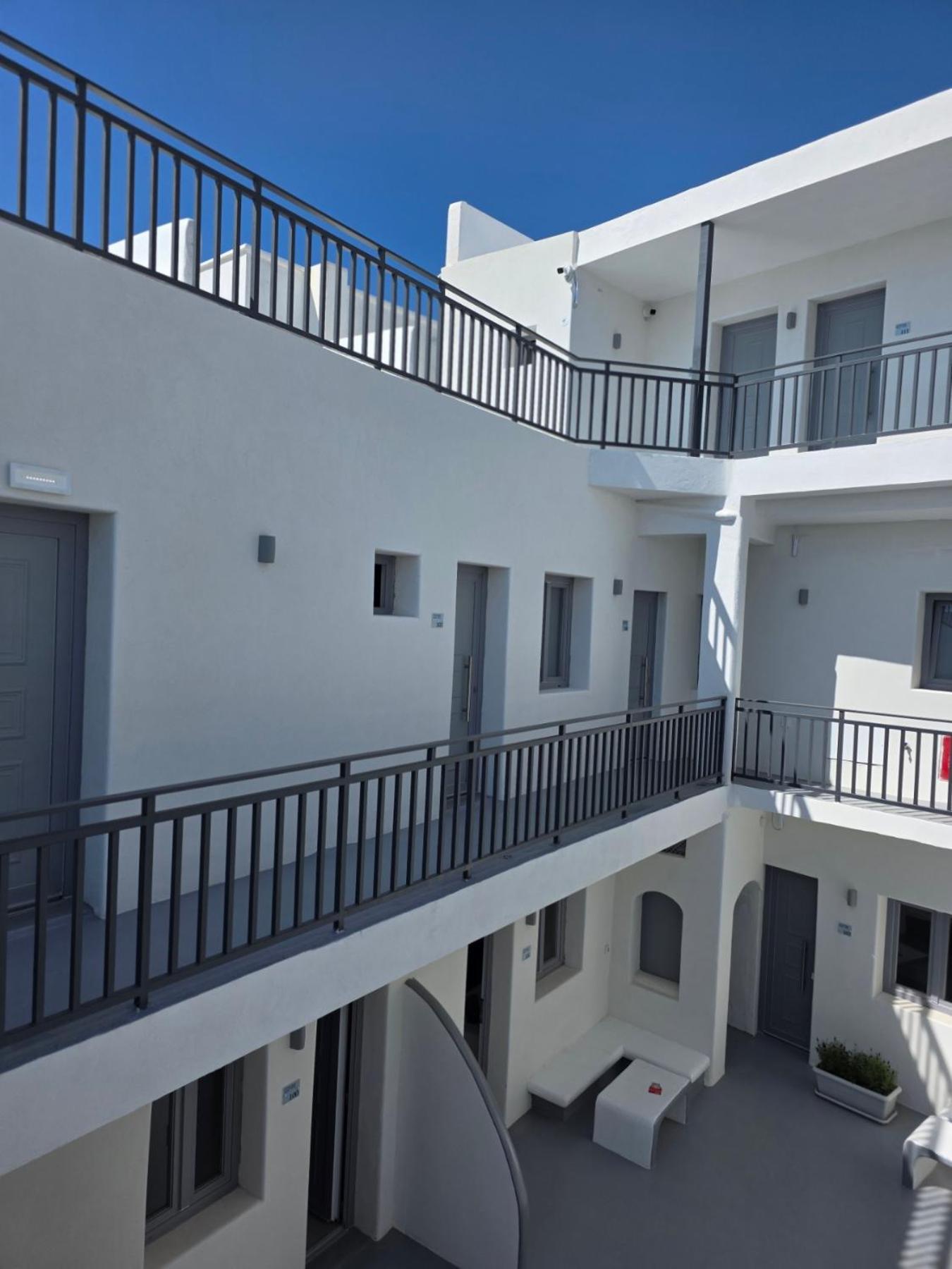 Tataki Family Hotel Fira  Exterior foto